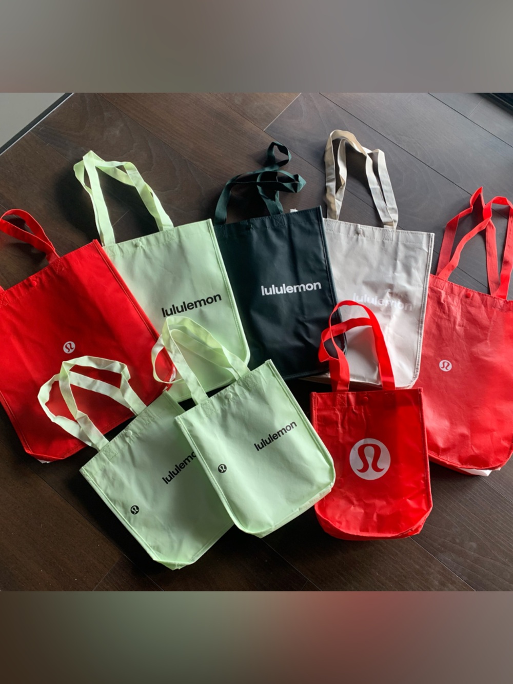 HUGE HAUL OF 8 BRAND NEW Reusable Lululemon Logo Tote Bags (5x Large 3x Small)